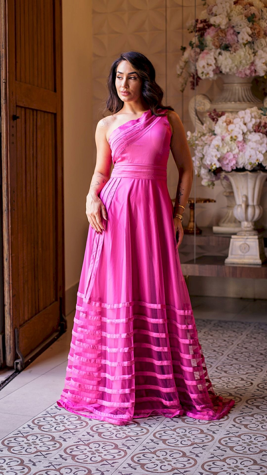 VESTIDO LONGO UM OMBRO SÓ FITADO