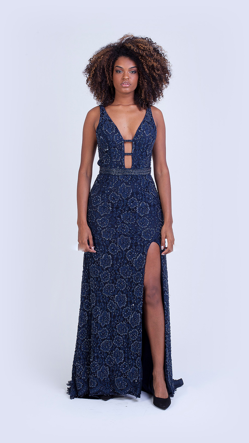 VESTIDO LONGO PEDRARIA COM COSTAS ABERTA E FENDA 